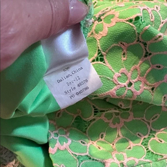 Lilly Pulitzer Hyacinth Two-Tone Lace Pencil Skirt - Picture 7 of 7